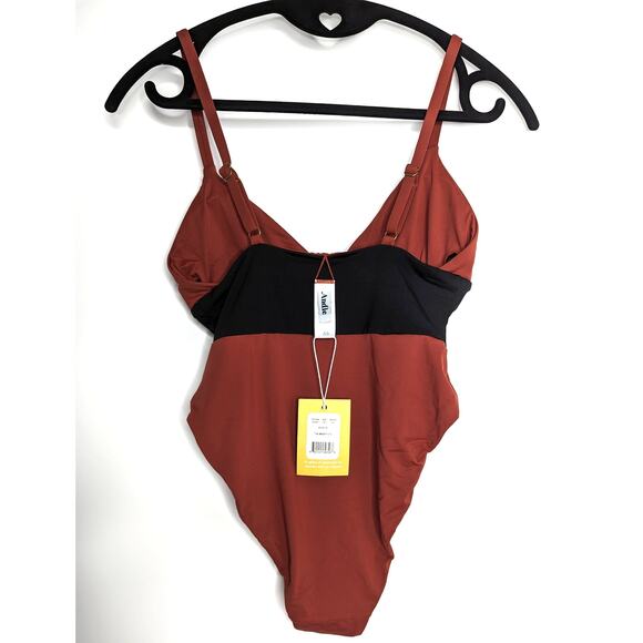 Andie Swim One Piece Swimsuit The Bronti - Picture 6 of 10